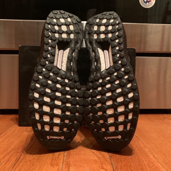 NWT Miadidas Ultraboost Blk Xeno Reflective10.5 DS - Picture 4 of 9